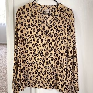 Balloon sleeves blouse